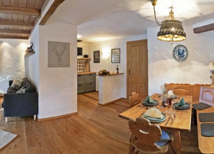 Zur Schmiede - AlpChalet EG in Kaltenbrunn