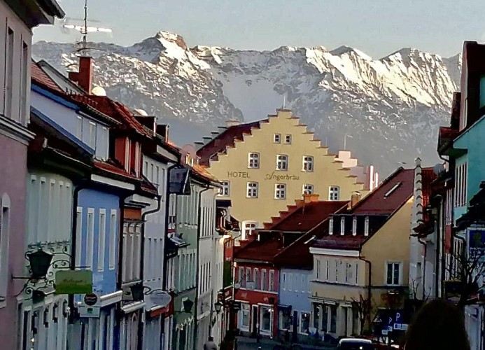 Ferienwohnung DAS SCHELLENWIES***** in Murnau