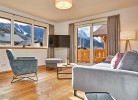 Wohnzimmer mit Bergblick